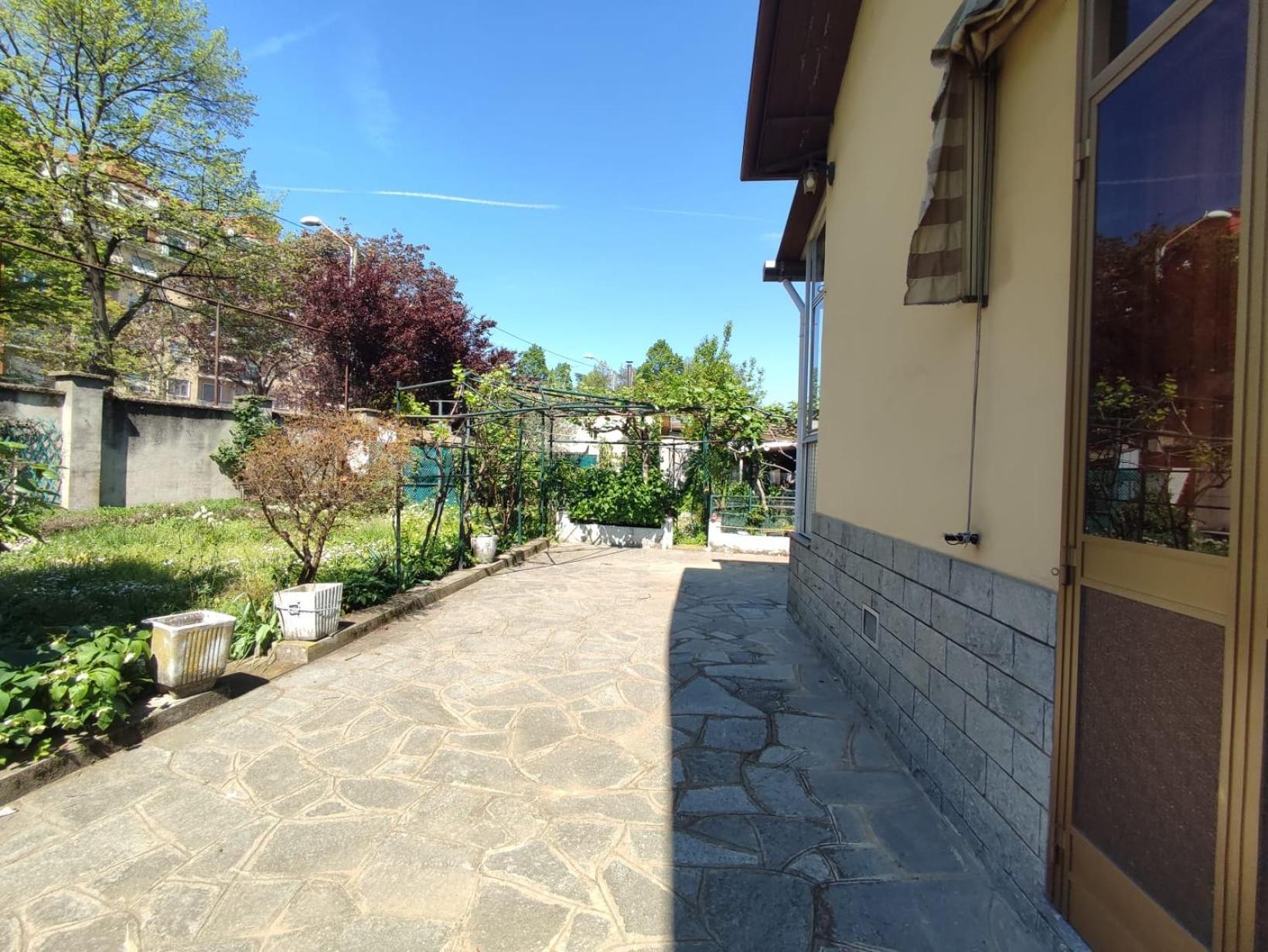Il Giardino Di Paolo Apartment Turin Bagian luar foto